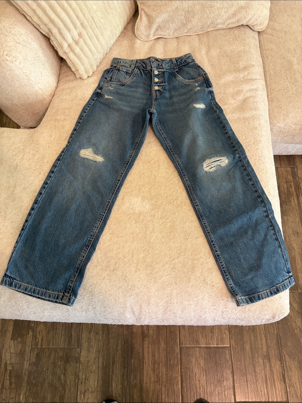 Zara Relaxed Distressed Women's Jeans - Blue